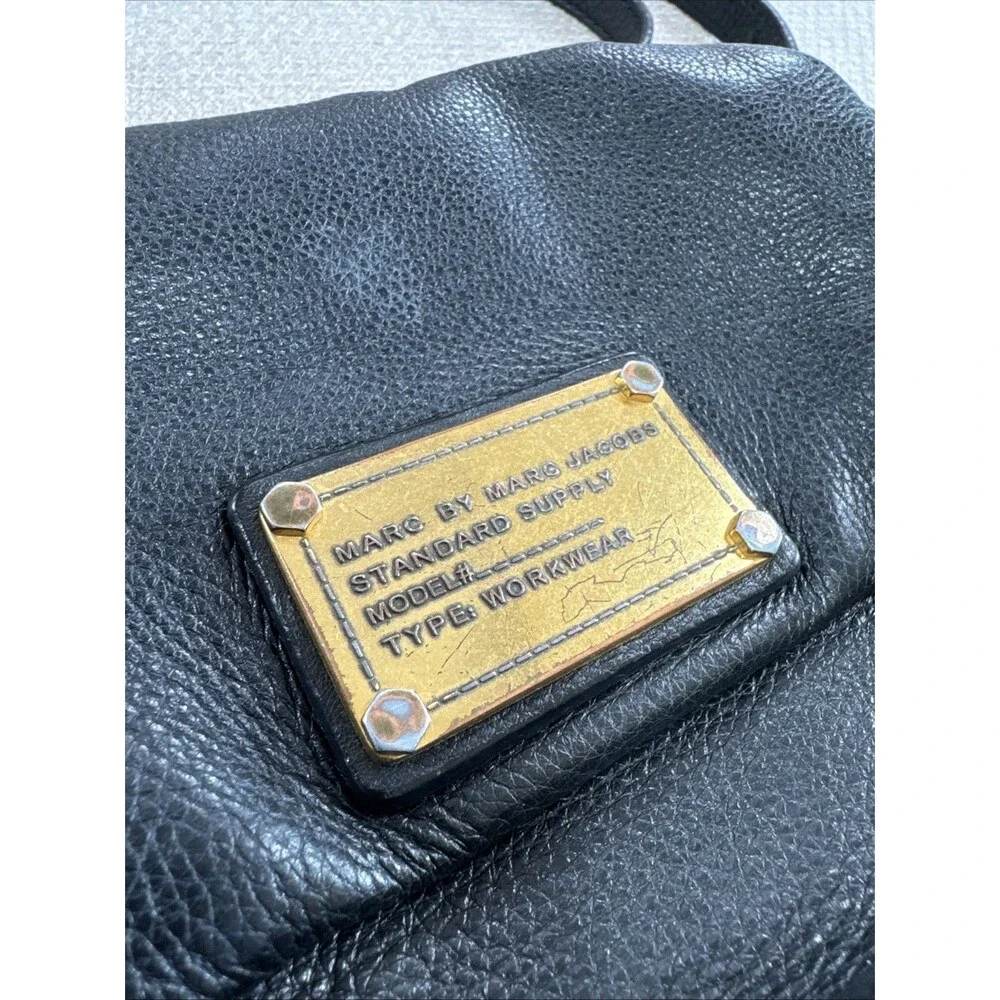 Marc by Marc Jacobs Black Leather Crossbody Bag Classic Q Isabelle Purse